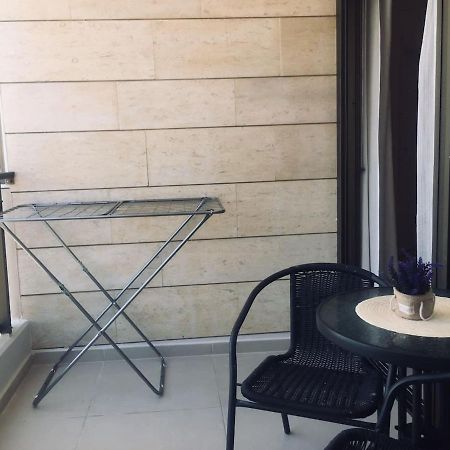 2 Bdr Nitza Appartment With Balkony เนทันยา ภายนอก รูปภาพ