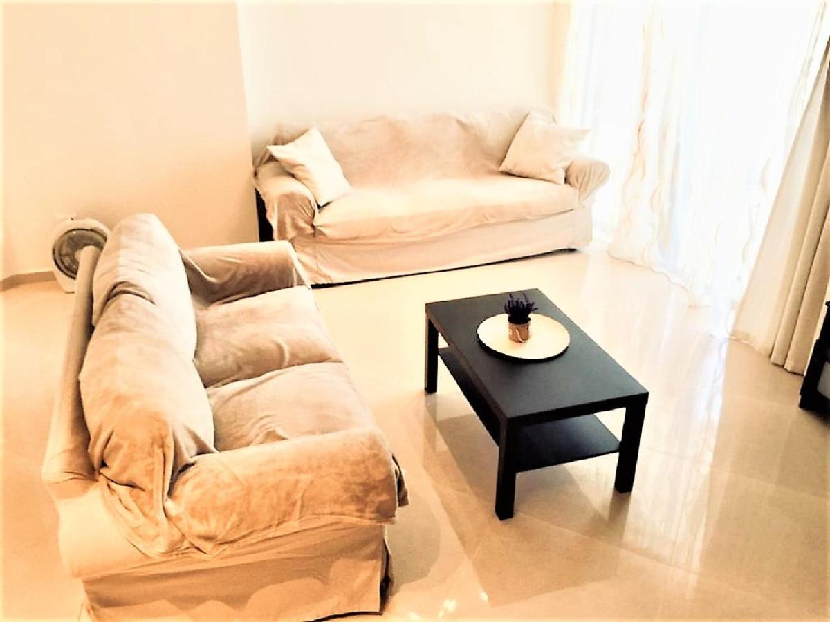 2 Bdr Nitza Appartment With Balkony เนทันยา ภายนอก รูปภาพ